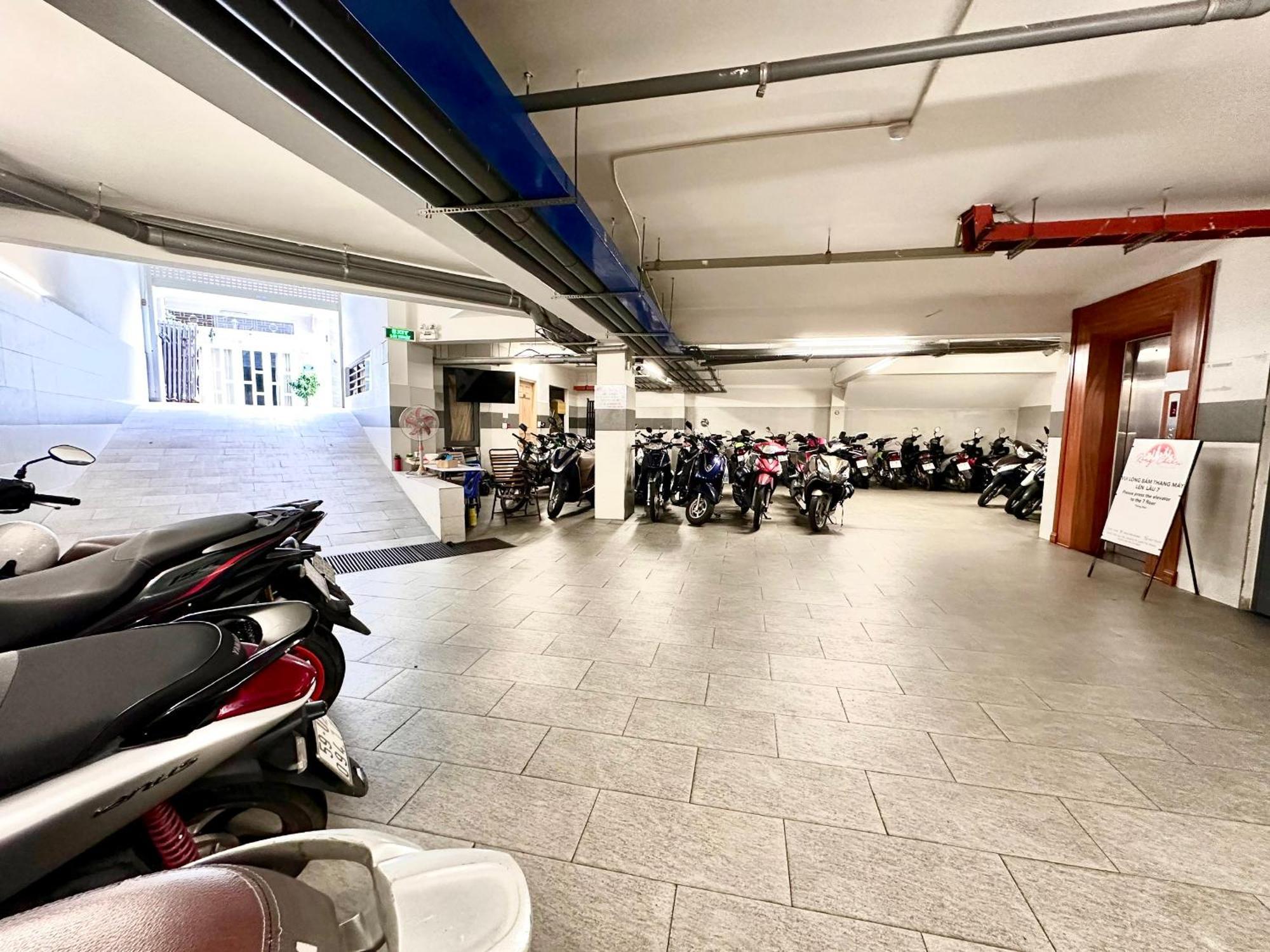 Yours - Airport Appartement